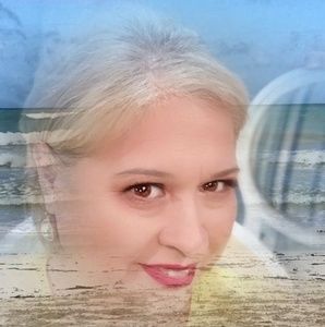 Meet your Posher, Ana